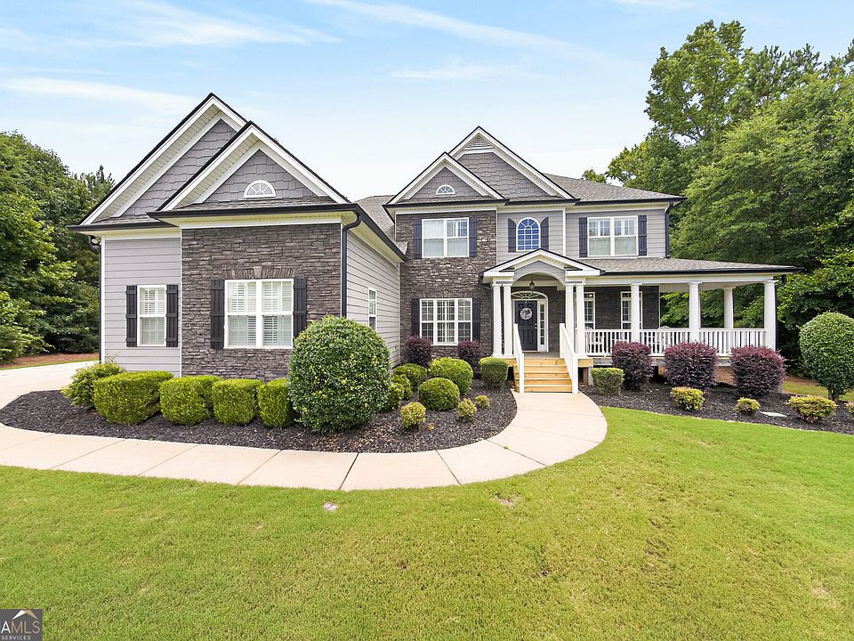 1st image of 320 Yellowwood Dr