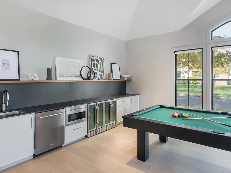 Sterling Parc at Hanover — Photo 16