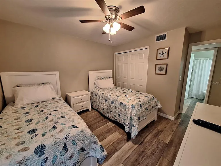 3255 Beneva Rd #102 — Photo 7