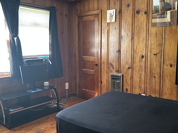 4th image of 2926 Ironwood Dr