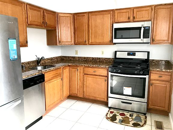 2nd image of 14896 Emberdale Dr