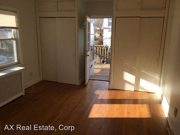 5th image of 165 Hale Ave