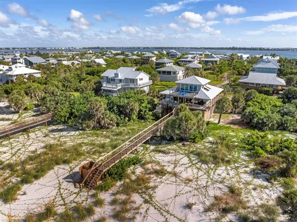 9498 Alborado Rd, Placida, FL 33946