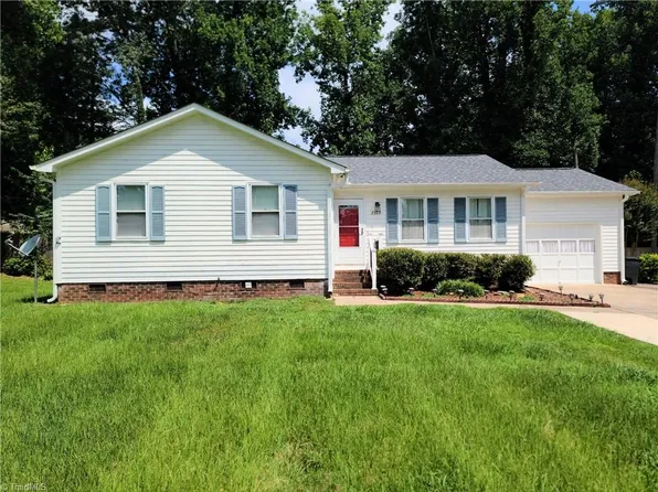 2509 Patty Ln, Pfafftown, NC 27040