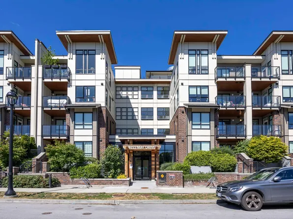 4033 May Dr #209, Richmond, BC V6X 0T3