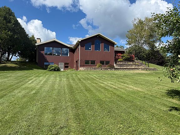 3rd image of 18 Home Farm Road