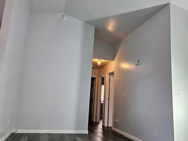 1208 Westbrook Loop #B — Photo 14