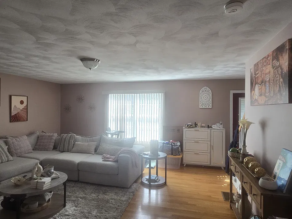 87 N Bend St #4