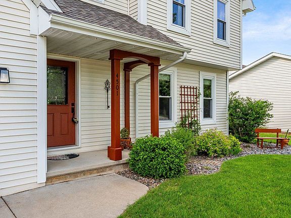 2nd image of 4501 N Stonebridge Ct