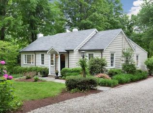 346 Chestnut Hill Rd, Wilton, CT 06897