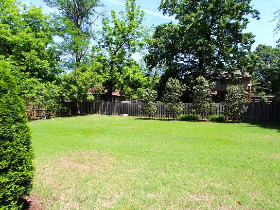 4th image of 8350 Misty Creek Dr