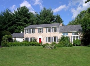 10109 Columbine St, Great Falls, VA 22066