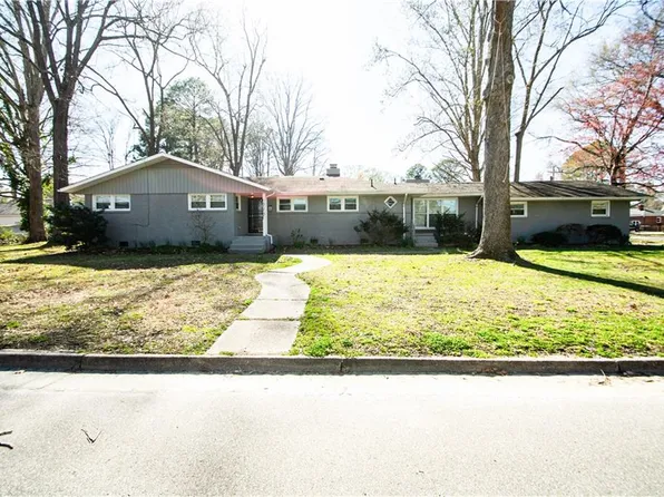 315 Martha Lee Drive, Hampton, VA 23666