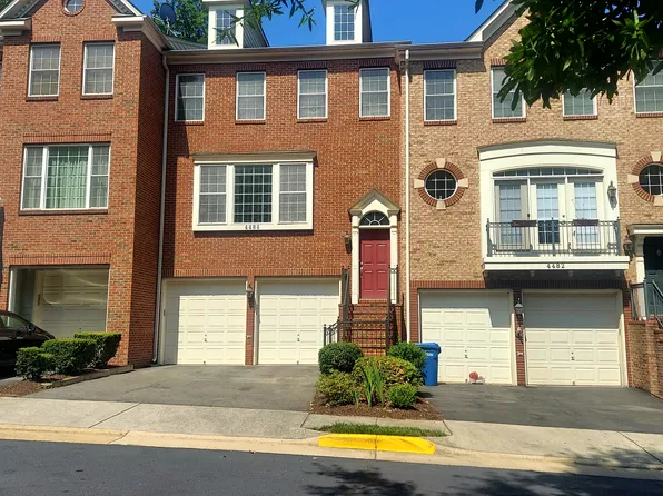 4484 Black Ironwood Dr, Fairfax, VA 22030