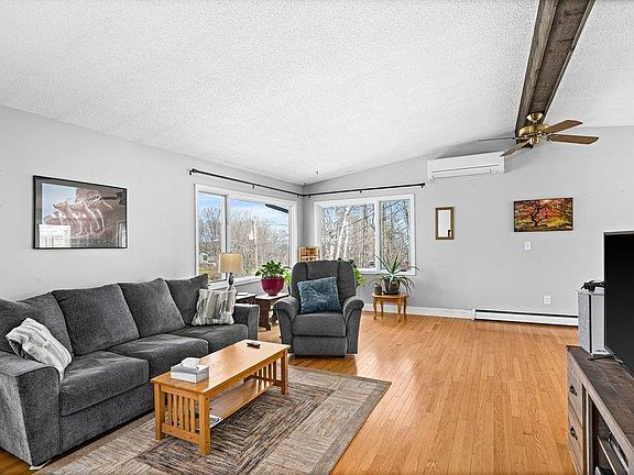 3rd image of 1920 Hutchinson Rd