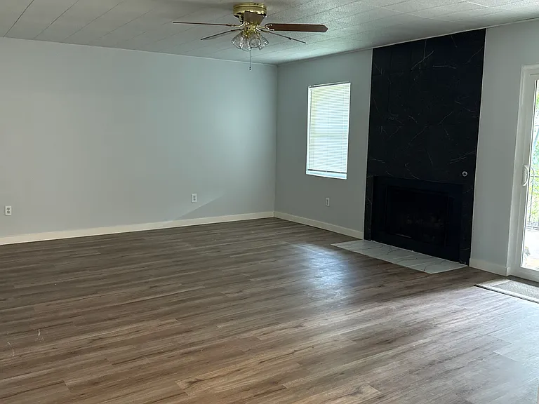9655 Lanward Dr — Photo 6