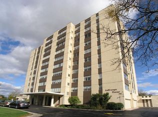 141 N La Grange Rd APT 1006, La Grange, IL 60525