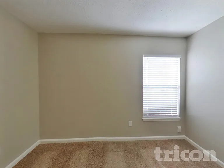 10432 Brookwood Bluff Rd S — Photo 11