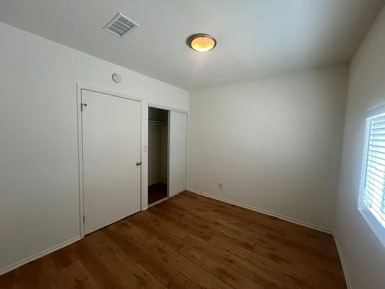 17430 W Gledhill St — Photo 24