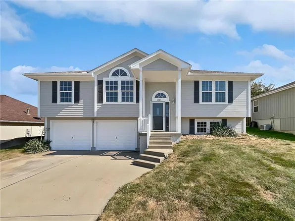 1821 N Ethan Ln, Independence, MO 64058