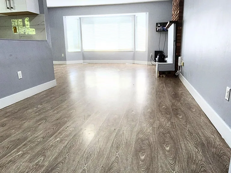 9402 Prince Charles Blvd — Photo 6