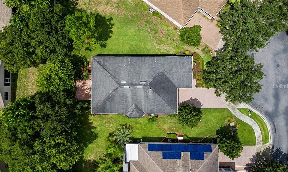 1st image of 104 Crescent Moon Dr