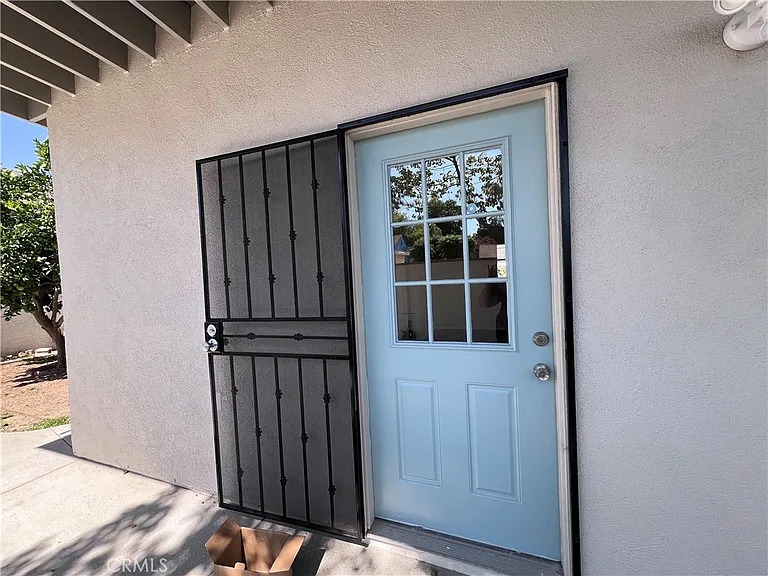 540 Crosby St — Photo 13