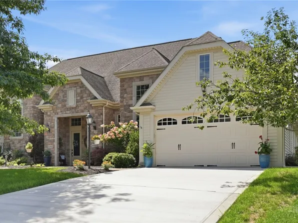 1152 Lilly Vue Ct, Mars, PA 16046