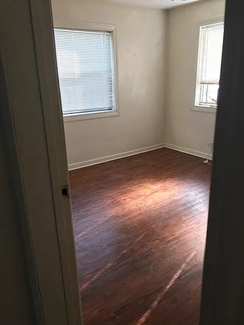 2 bed, 900 sqft, $850 — Photo 2