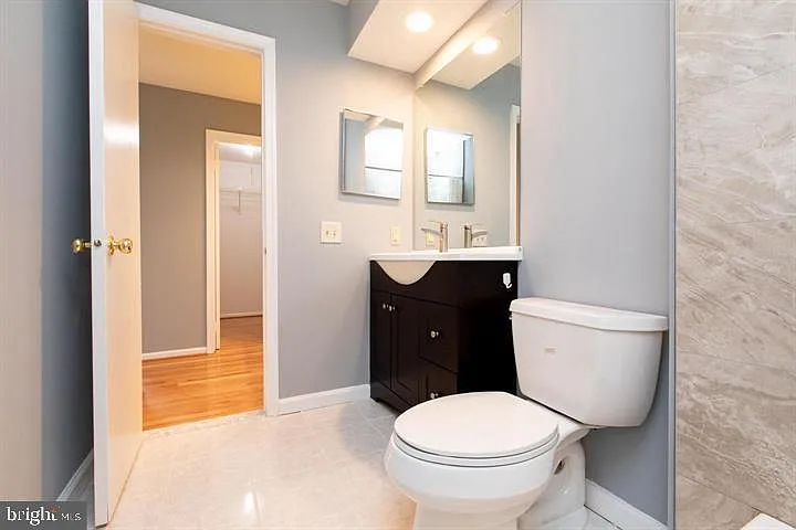 10622 Tuppence Ct — Photo 28