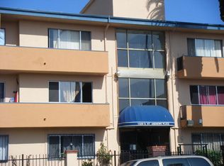 1320 S St Andrews Pl APT 303, Los Angeles, CA 90019