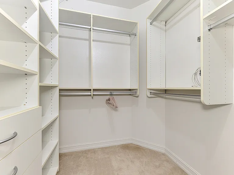 915 Park Place Dr — Photo 21
