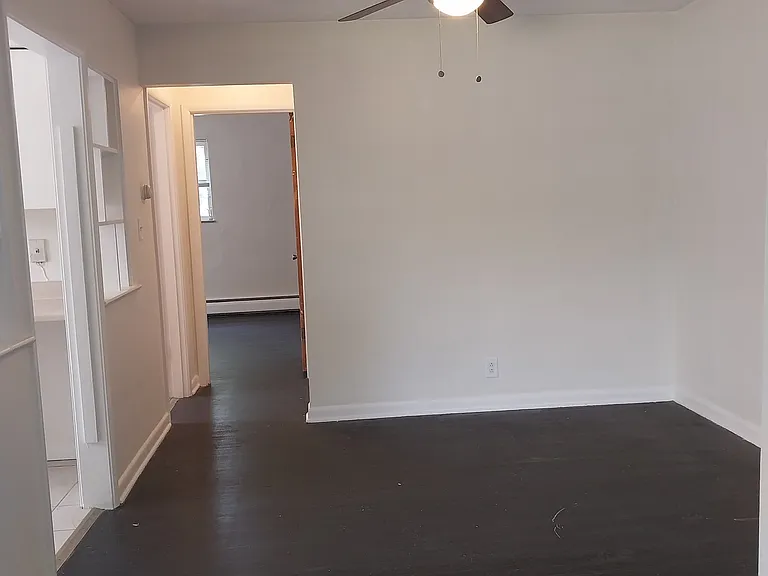 1927 W North Bend Rd #3 — Photo 6