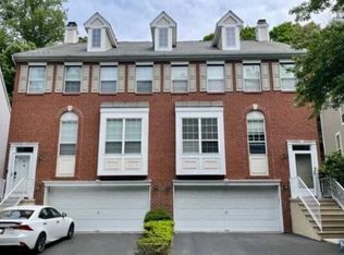 82 Eider Ct, Wayne, NJ 07470