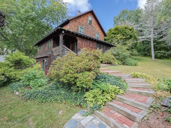 58 Pine Hill Rd, Southborough, MA 01772