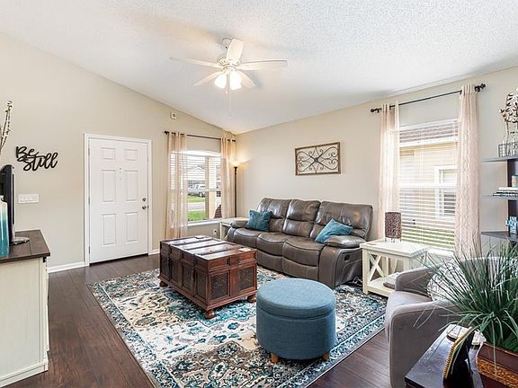 4th image of 7610 Harbor Bend Cir