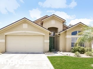 1305 Maximilian Dr, Zephyrhills, FL 33543