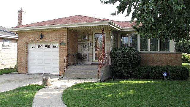 1st image of 7657 W Ardmore Ave