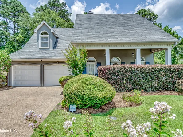 568 Cliffview Dr, Brandon, MS 39047