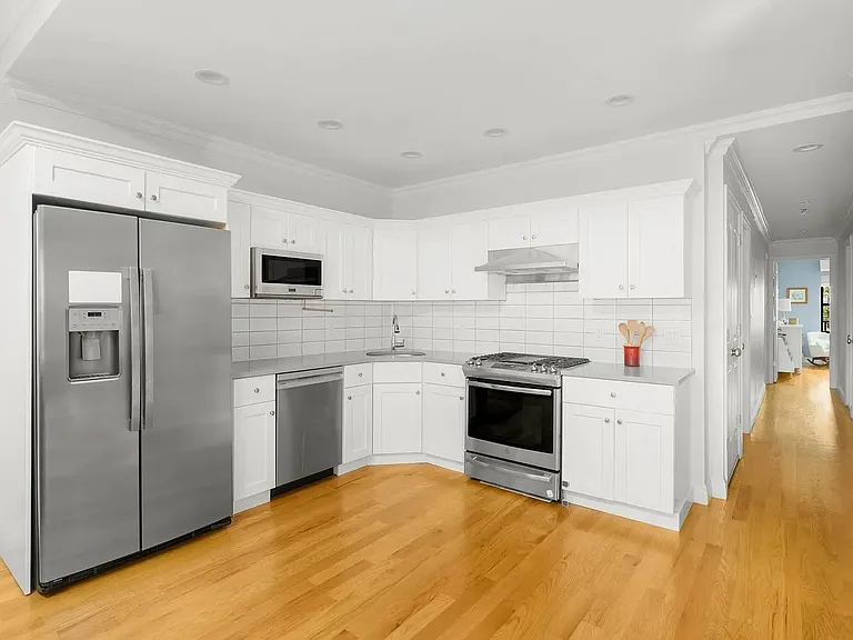 157 President St #4 — Photo 2