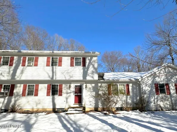 105 Karen Glen Way, Brodheadsville, PA 18322