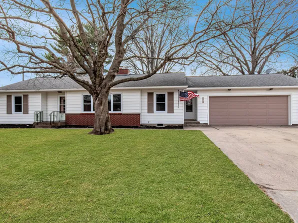 1014 Sunset Dr, Princeton, IL 61356