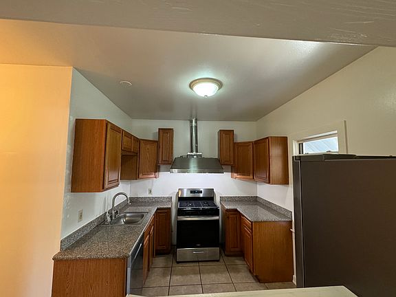 4th image of 1146 Kentucky St