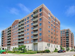 750 Pearson St APT 311, Des Plaines, IL 60016
