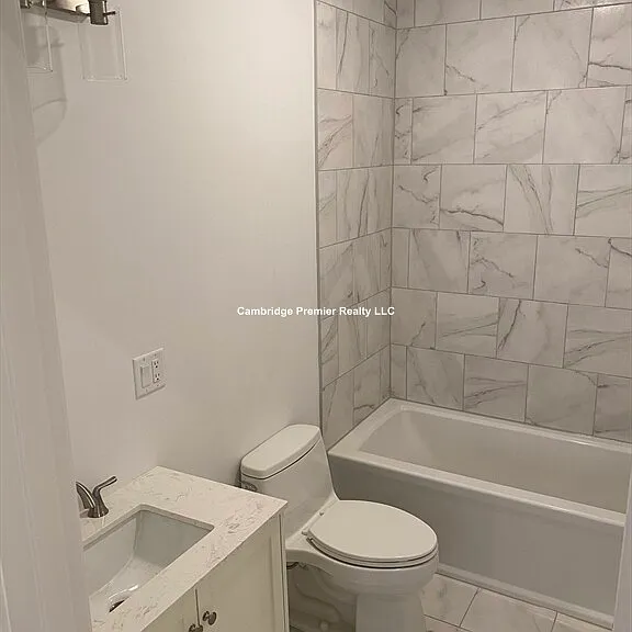 6 Beech St #2 — Photo 5