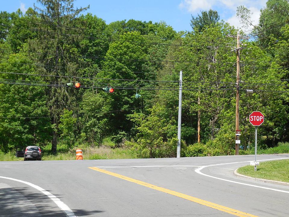 1st image of 1049 Us Route 209