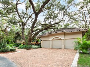 10140 SW 57th Ct, Pinecrest, FL 33156