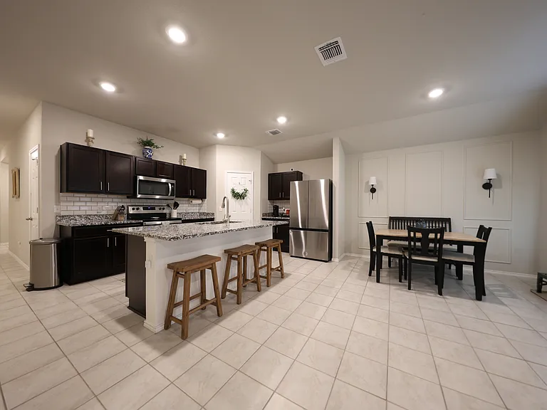 5601 Great Divide Rd — Photo 6