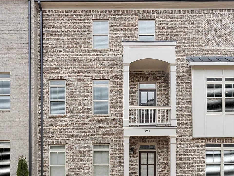 1st image of 1200 Stone Castle Cir SE