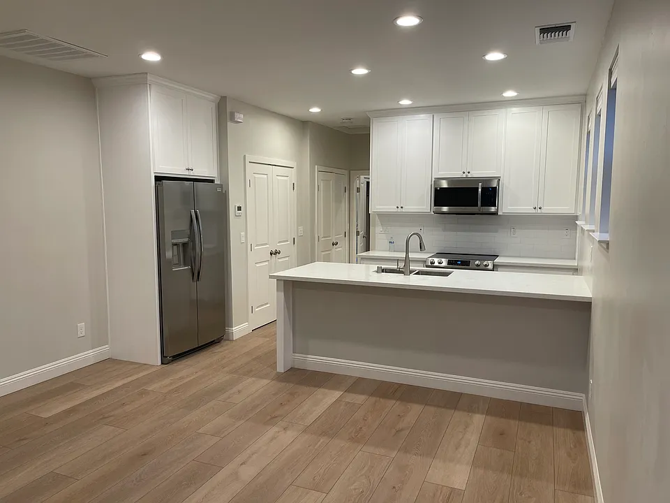 3124 Maryknoll Ct